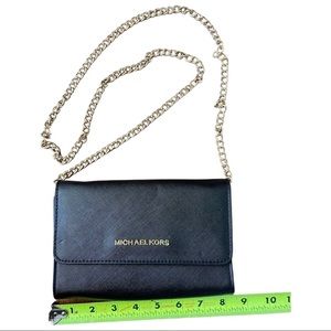 Michael Kors cross body purse
